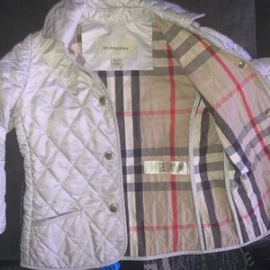 Girls 4Y Burberry quilted beige coat